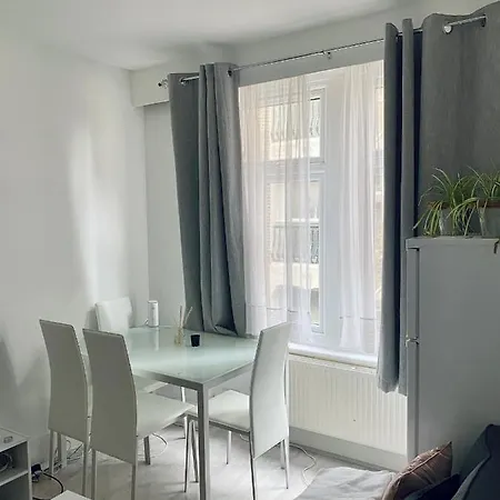 Miles Building Appartement